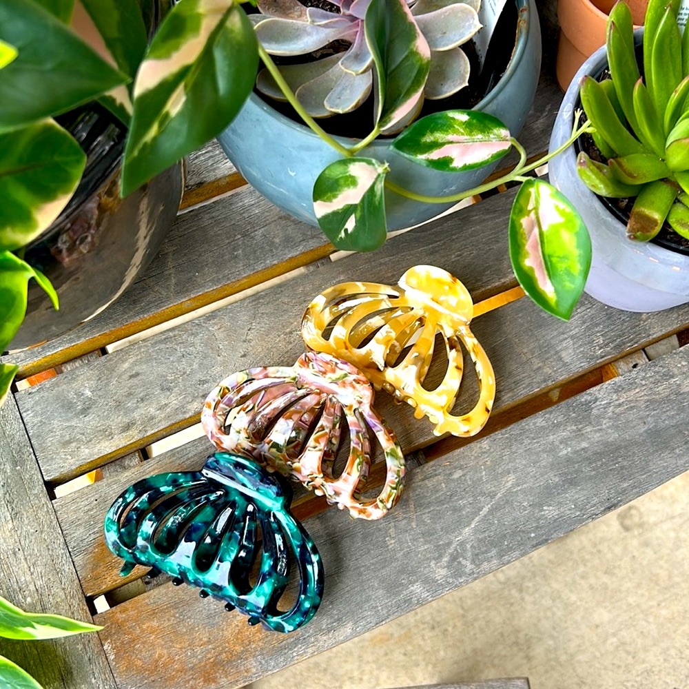 Anthropologie 🌳 Aimee claw hair clip set 🌍